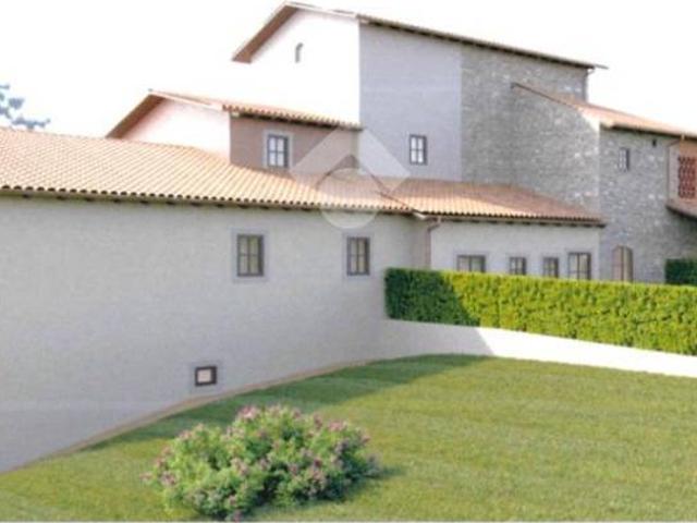 Casa indipendente in vendita a Reggello FI