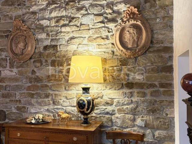 Casa indipendente in vendita a Reggello via Contessa Itta, Sant'ellero