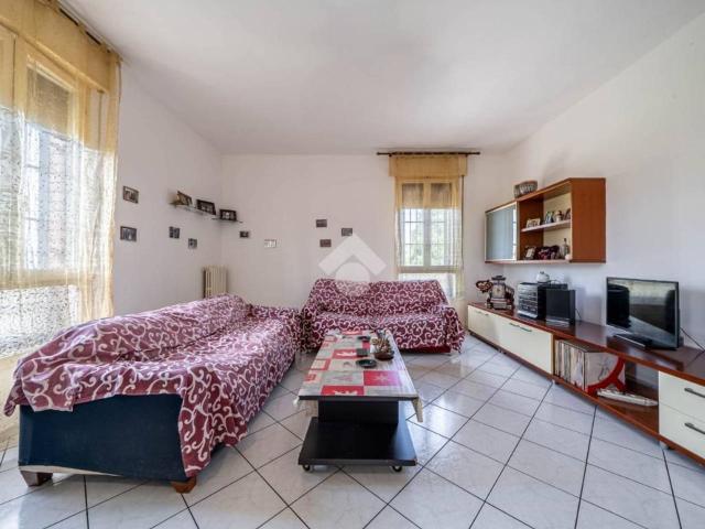 Casa indipendente in vendita a Reggio nell'Emilia