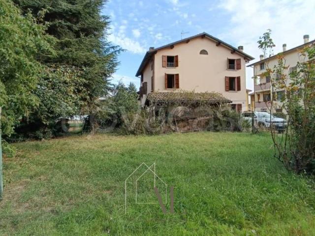 Casa indipendente in vendita a Reggio nell'Emilia, Rivalta San Rigo