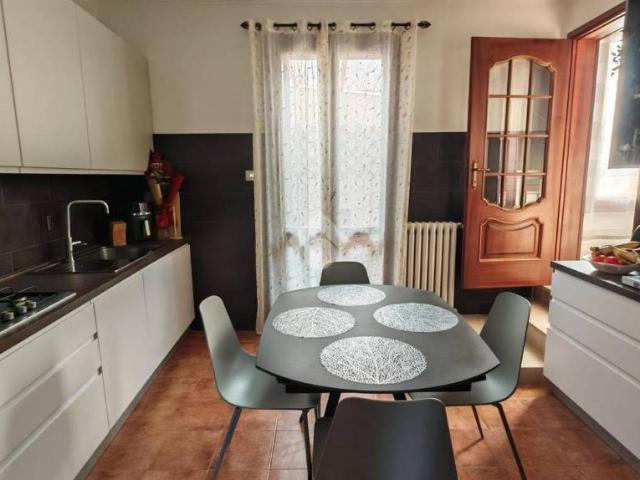 Casa indipendente in vendita a Reggio nell'Emilia via Giordano Bruno, 100, Gaida Cadè