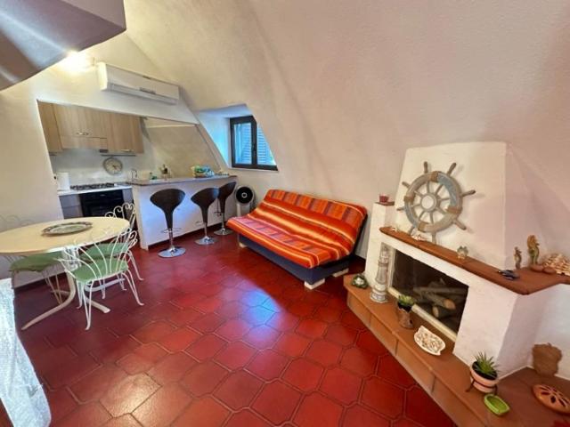 Casa indipendente in vendita a Reggio Calabria