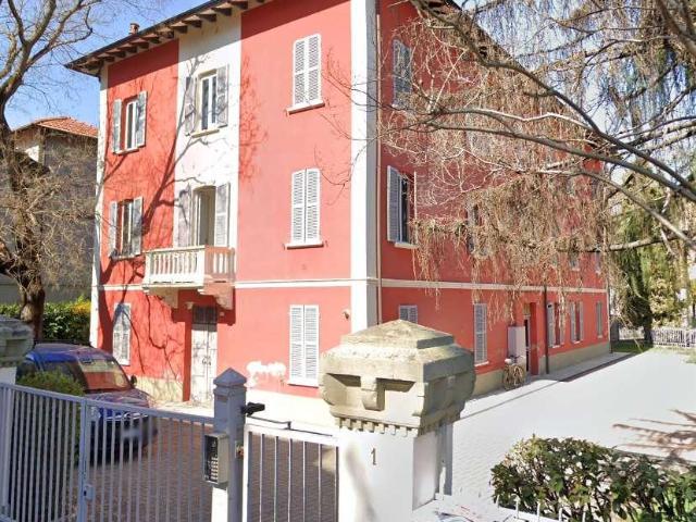 Casa indipendente in vendita a Reggio nell'Emilia
