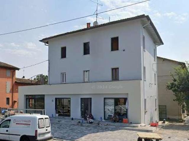 Casa indipendente in vendita a Reggio Emilia