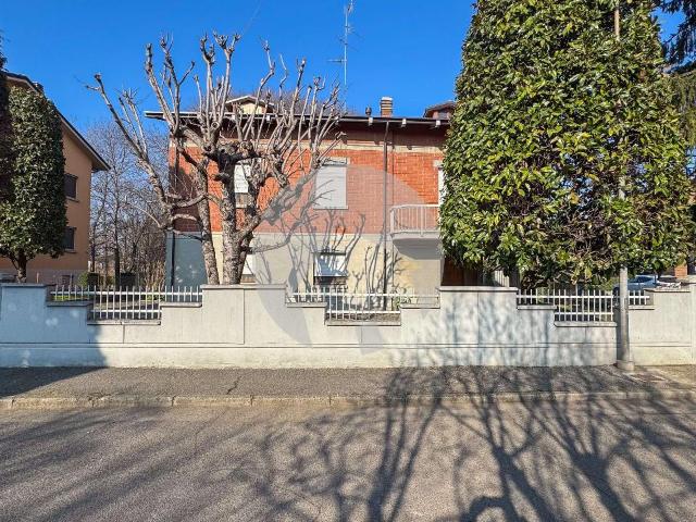 Casa indipendente in vendita a Reggio nell'Emilia