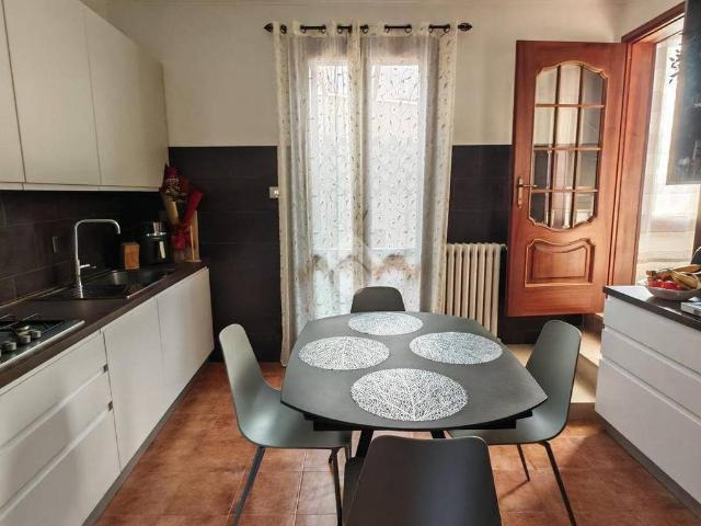 Casa indipendente in vendita a Reggio Emilia RE