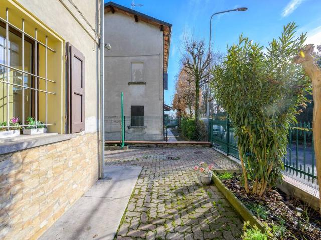 Casa indipendente in vendita a Reggio Emilia RE