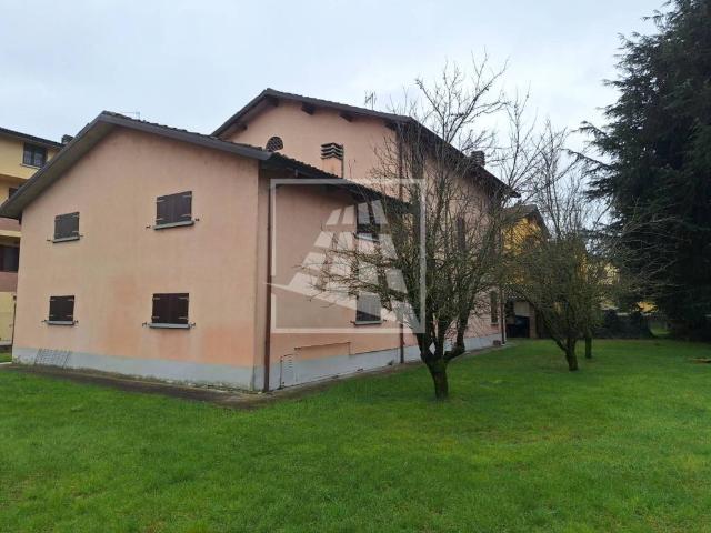 Casa indipendente in vendita a Reggio Emilia RE