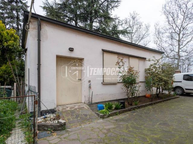 Casa indipendente in vendita a Reggio Emilia RE