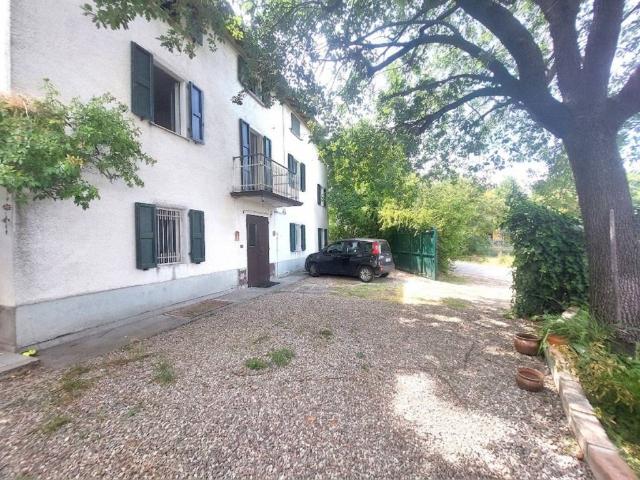 Casa indipendente in vendita a Reggio Emilia RE