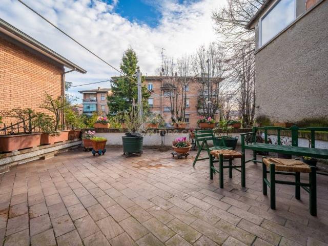 Casa indipendente in vendita a Reggio Emilia RE