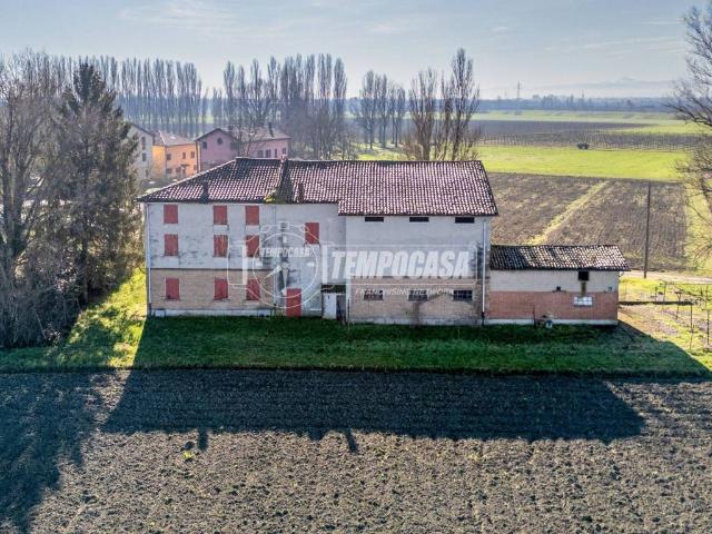 Casa indipendente in vendita a Reggio Emilia RE