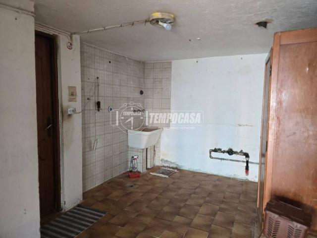 Casa indipendente in vendita a Reggio Emilia RE