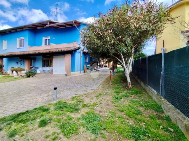 Casa indipendente in vendita a Reggiolo RE