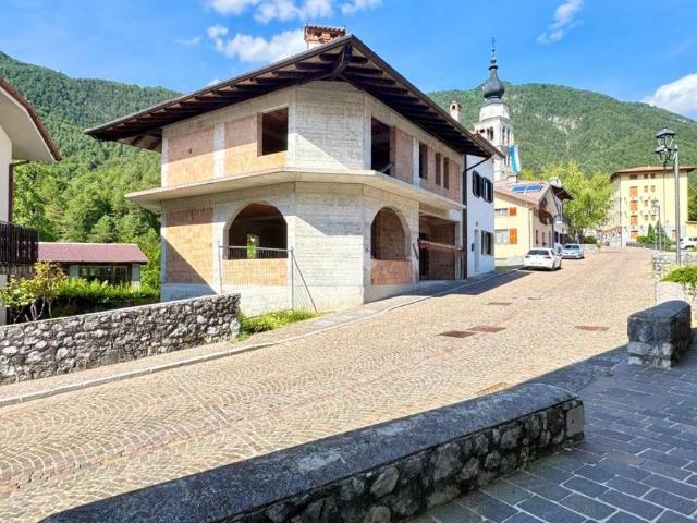 Casa indipendente in vendita a Resia UD