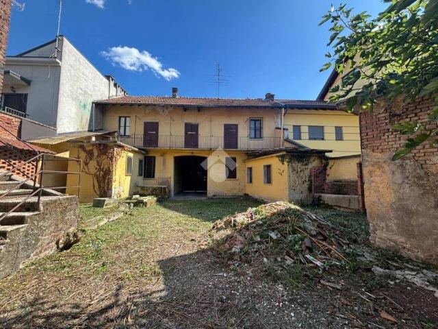 Casa indipendente in vendita a Rho MI