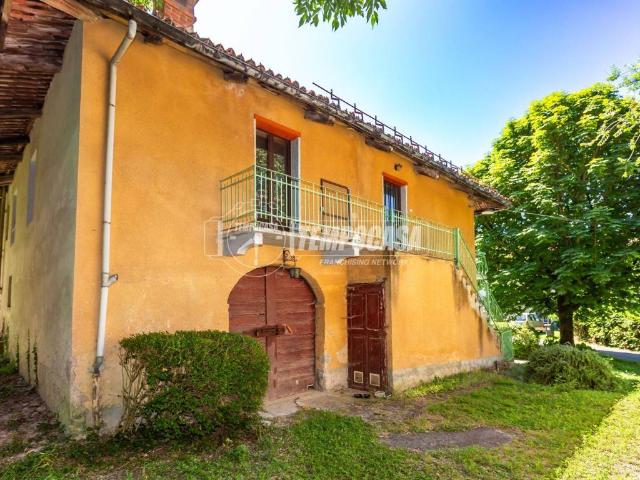 Casa indipendente in vendita a Rivalba TO