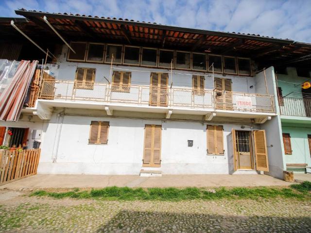 Casa indipendente in vendita a Rivarolo Canavese TO