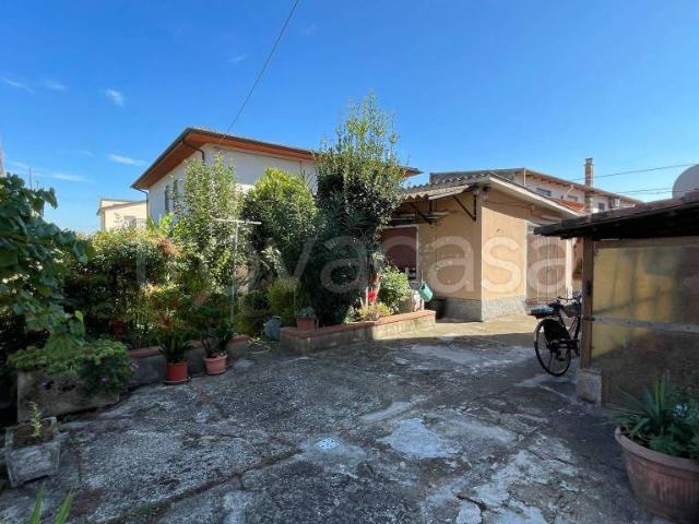 Casa indipendente in vendita a Rivarolo del Re ed Uniti via Alcide De Gasperi