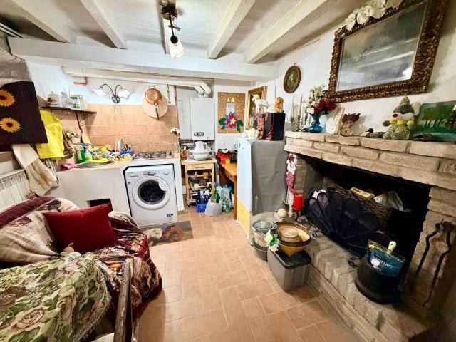 Casa indipendente in vendita a Rivergaro PC