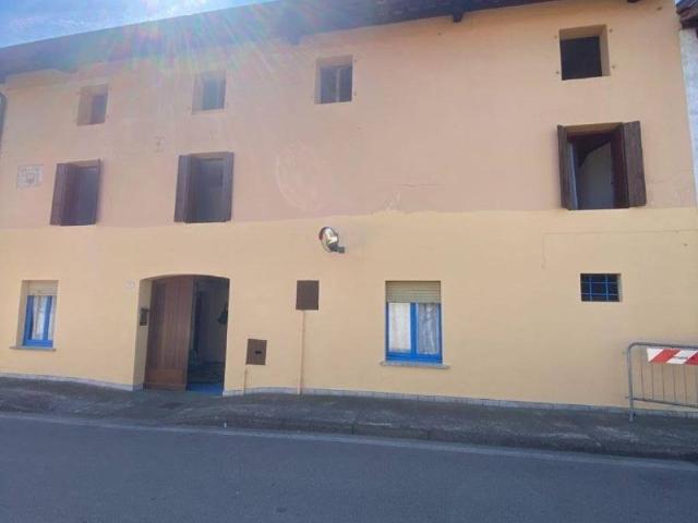Casa indipendente in vendita a Rivignano Teor UD