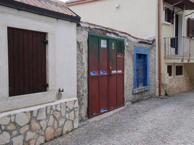 Casa indipendente in vendita a Rivisondoli AQ