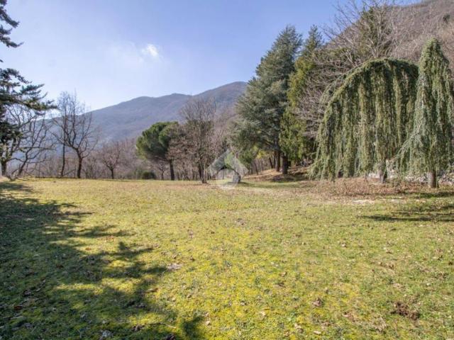 Casa indipendente in vendita a Rieti RI