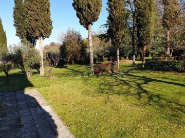 Casa indipendente in vendita a Rimini RN