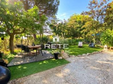 Casa indipendente in vendita a Rimini RN