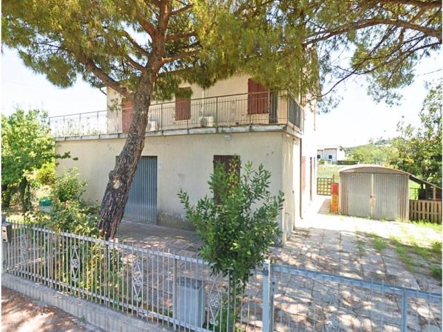 Casa indipendente in vendita a Rimini RN