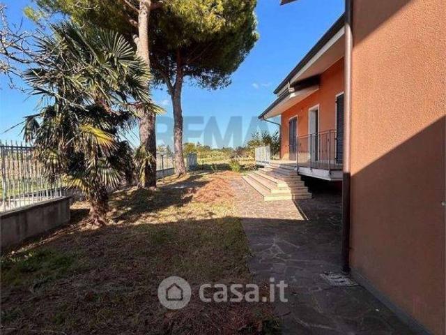 Casa indipendente in vendita a Rimini RN