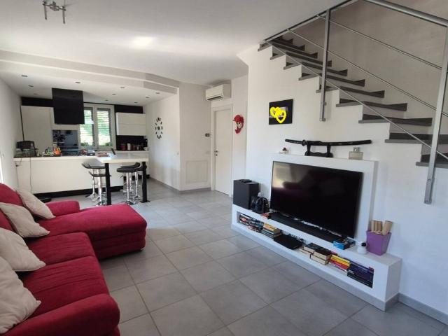 Casa indipendente in vendita a Rimini RN