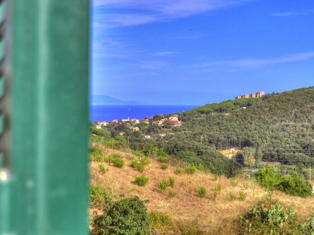 CASA INDIPENDENTE in VENDITA a RIO RIO NELL'ELBA di 3 vani