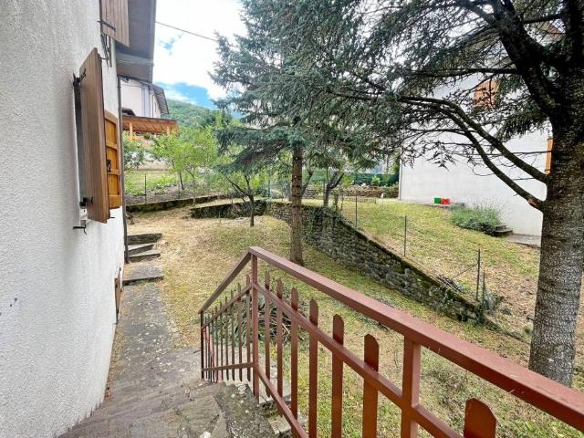 Casa indipendente in vendita a Riolunato MO