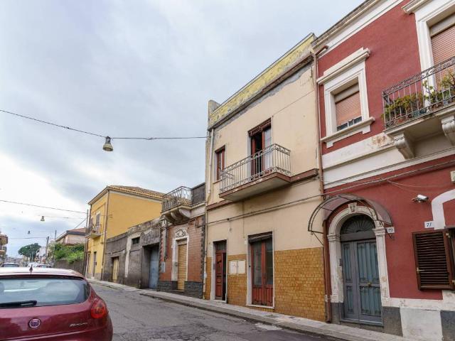 Casa indipendente in vendita a Riposto CT