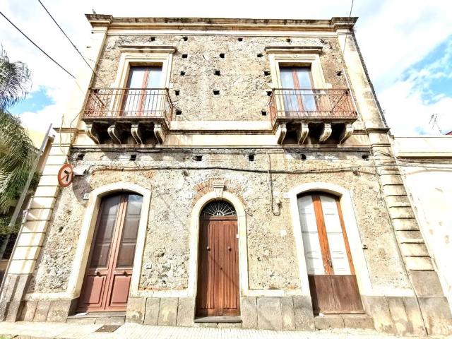 Casa indipendente in vendita a Riposto CT