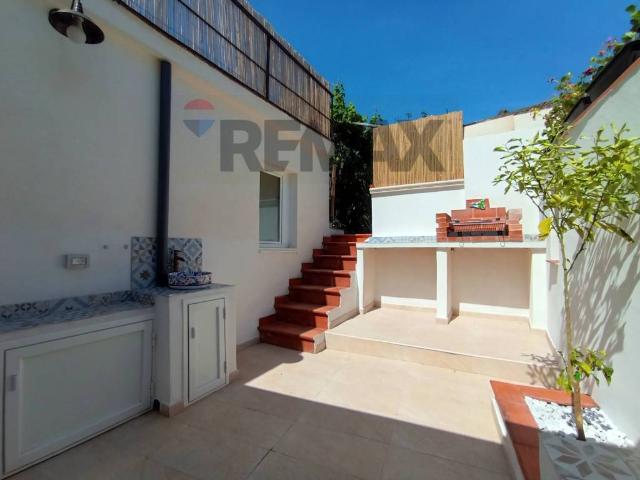 Casa indipendente in vendita a Riposto CT