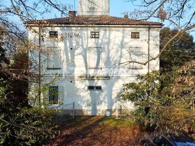 Casa indipendente in vendita a Rubiera RE