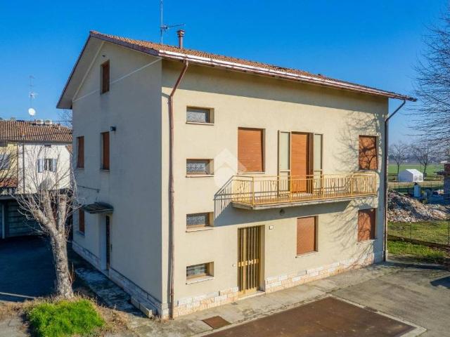 Casa indipendente in vendita a Rubiera RE
