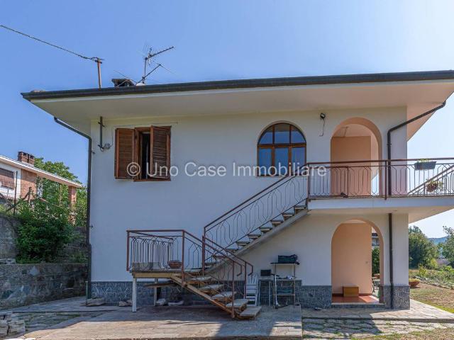 Casa indipendente in vendita a Rueglio TO