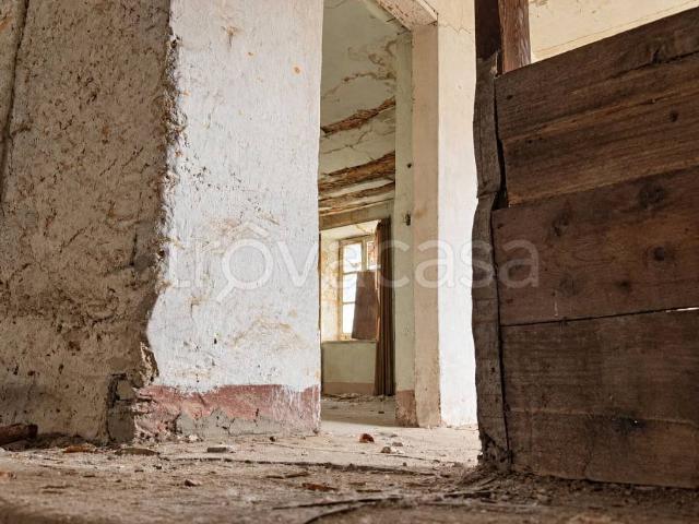 Casa indipendente in vendita a Rueglio via Martiri della Libertà