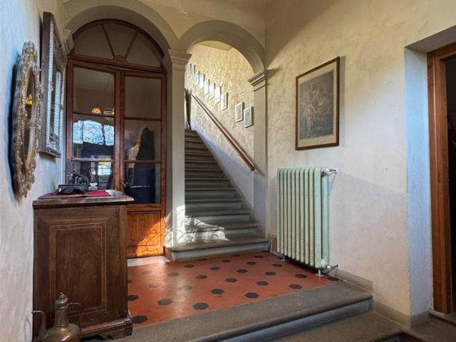 Casa indipendente in vendita a Rufina FI