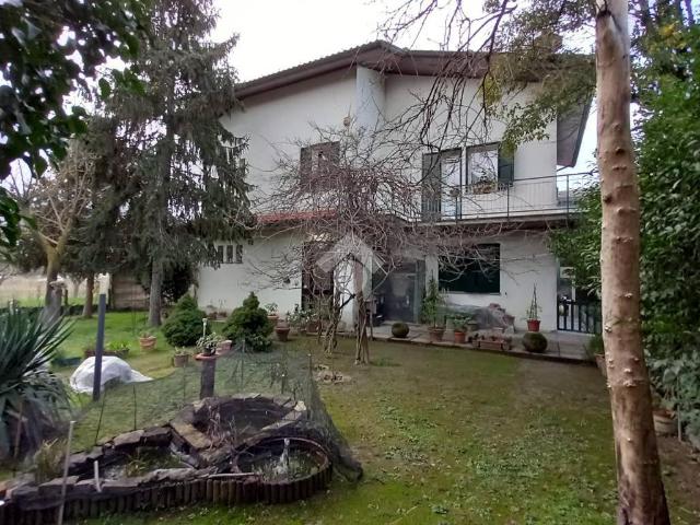Casa indipendente in vendita a Russi RA
