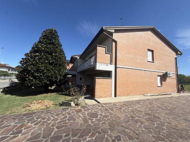 Casa indipendente in vendita a Russi RA