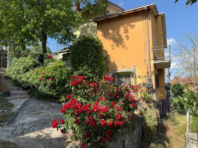 Casa indipendente in vendita a Toano RE