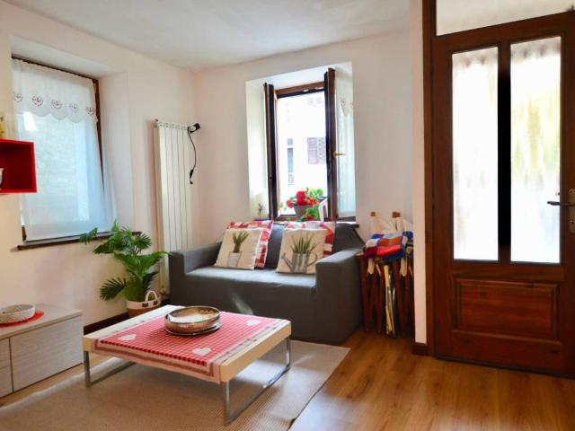 Casa indipendente in vendita a Toceno VB