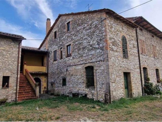 Casa indipendente in vendita a Todi PG