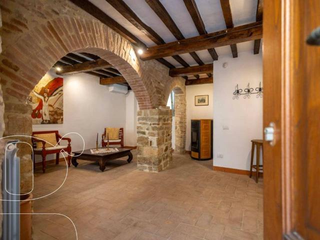 Casa indipendente in vendita a Todi PG