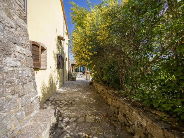 Casa indipendente in vendita a Todi PG