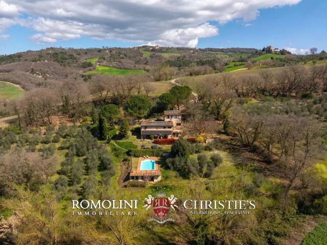 Casa indipendente in vendita a Todi PG